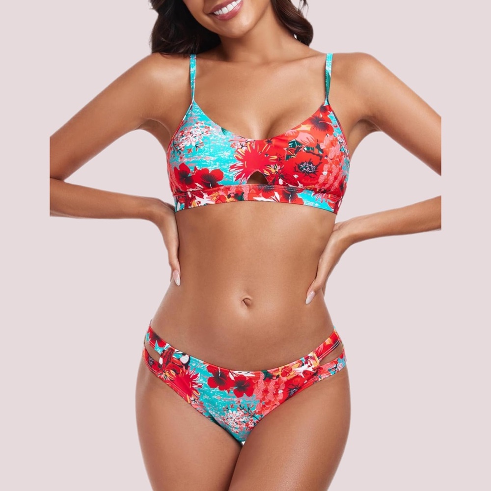 NWT RELLECIGA Floral Bikini Set - Red and Blue - Small